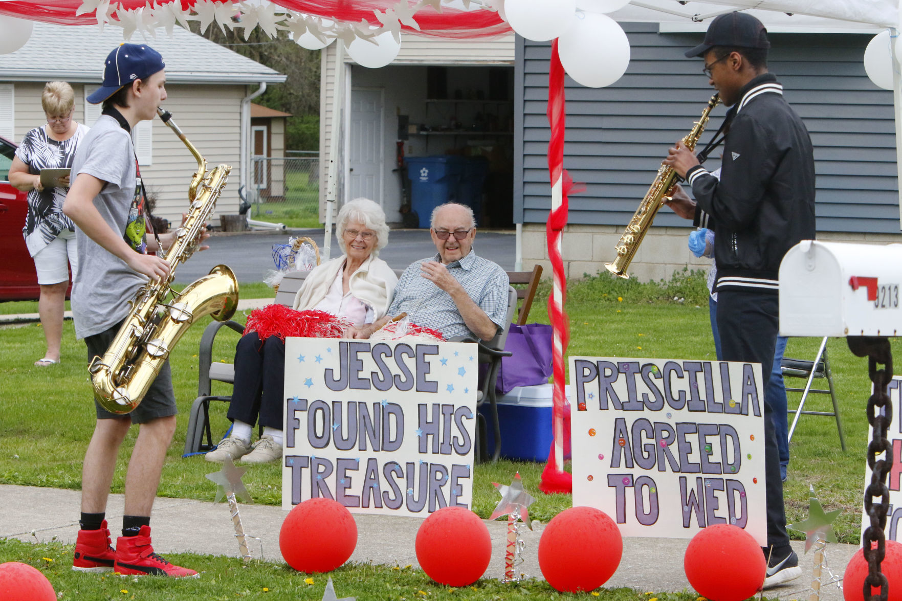 Jesse and Priscilla Jones celebrate their 72nd anniversary